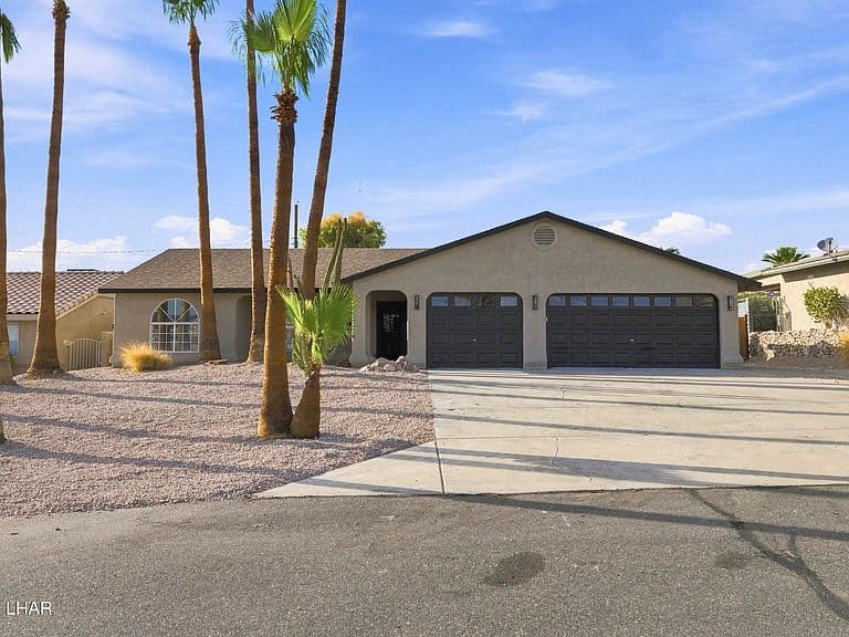 3419 Hassayampa Dr photo 4