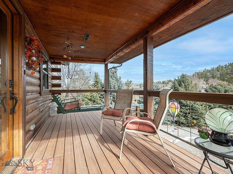 1102 Whispering Pines Dr photo 3