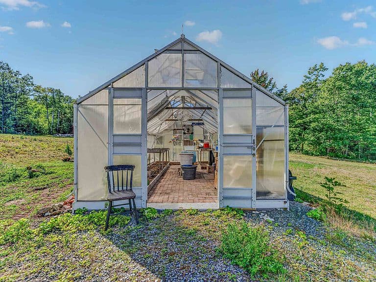 381 Toad Hill Road photo 4