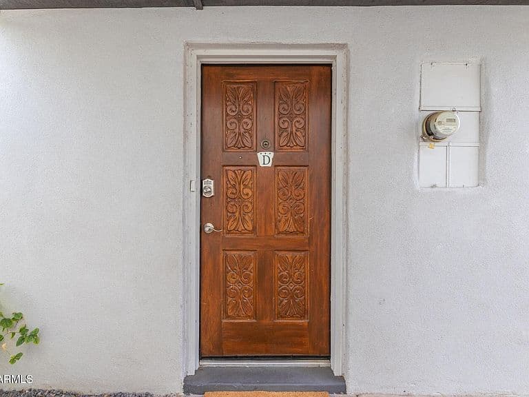 8550 E INDIAN SCHOOL Road #D photo 2