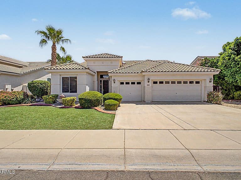1499 E MONTEREY Street photo 1