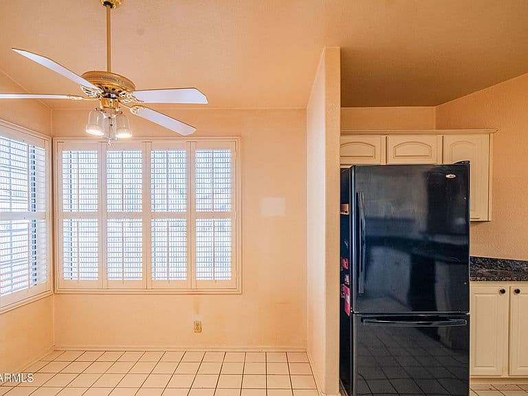 10501 W YUKON Drive photo 5