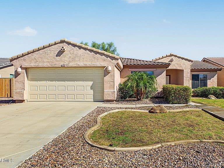 14826 W COUNTRY GABLES Drive photo 2