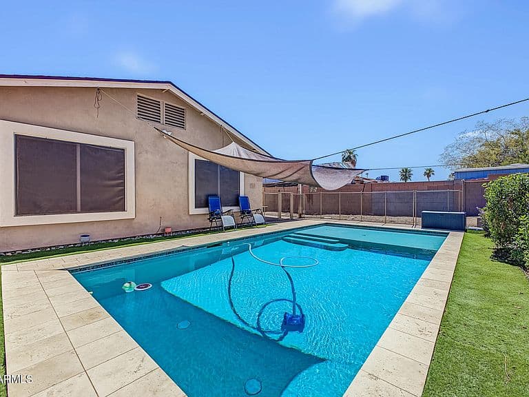 5824 S JUDD Street photo 1