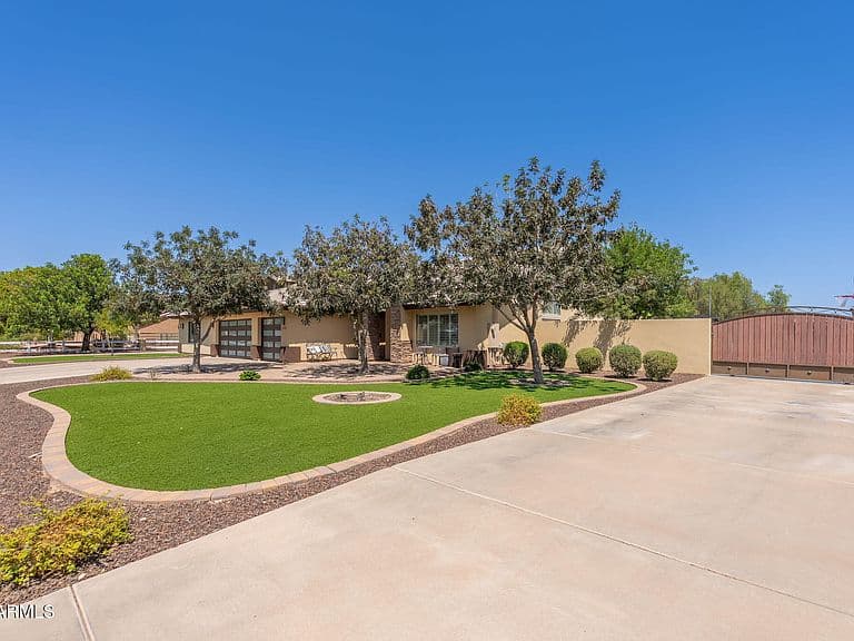 12366 W Desert Oasis Circle photo 5