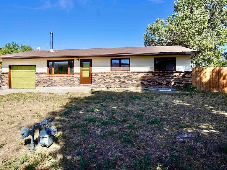 6674 Sharrock Rd photo 1