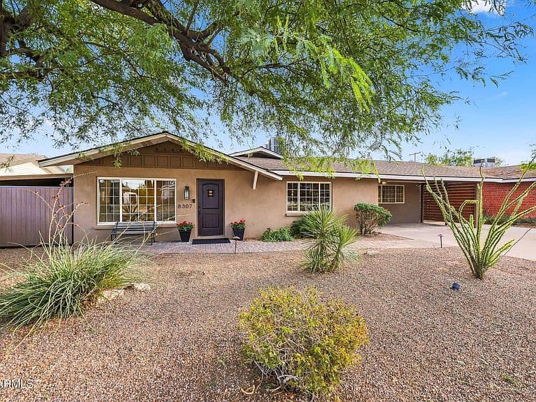 8307 E CLARENDON Avenue photo 2