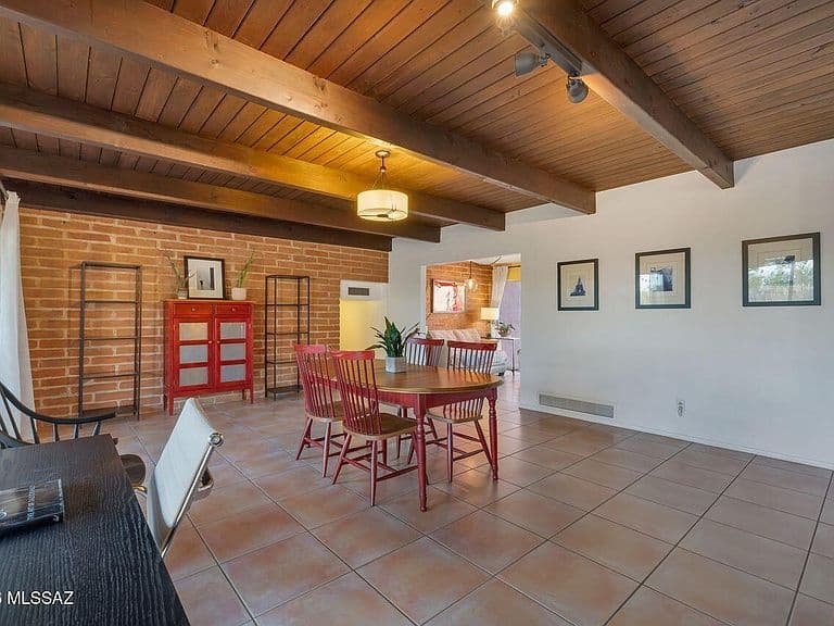 6521 N Camino Padre Isidoro photo 2