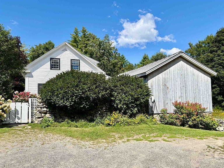 3715 Route 11 photo 1
