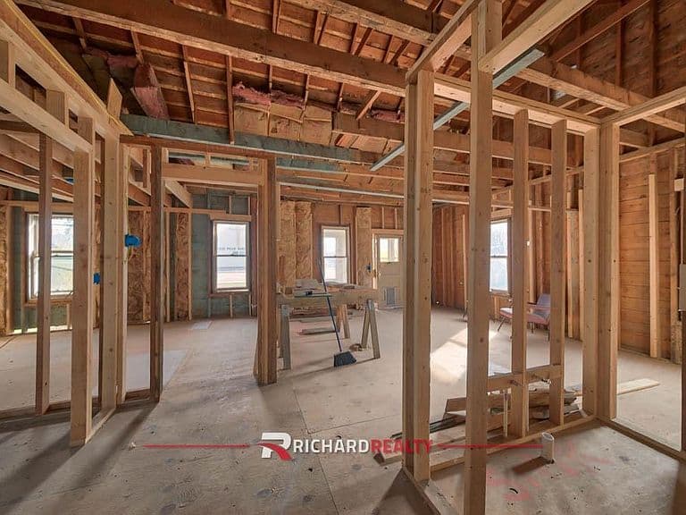 205 N Sherman Ave photo 4