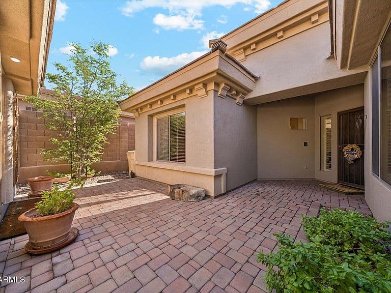 41841 N MILL CREEK Way photo 3