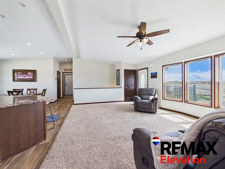 1099 Road 14 photo 4