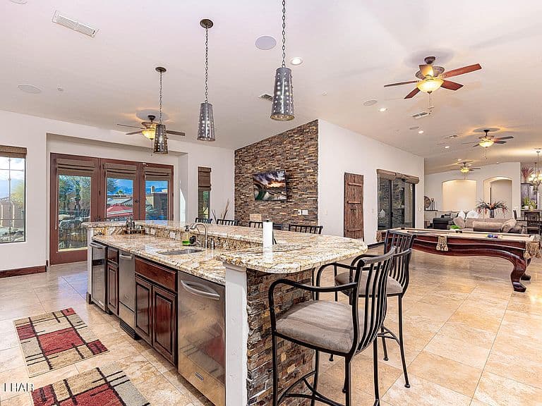 1716 Sailing Hawk Dr photo 4