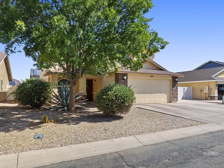 1510 E Hobble Creek Dr photo 3