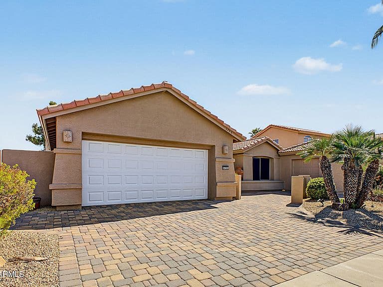 5793 S AMBERWOOD Drive photo 3