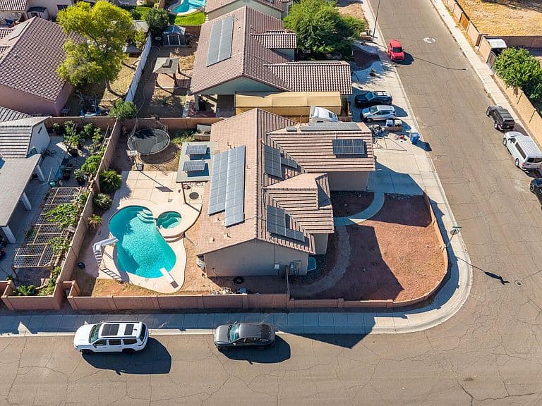2513 S Cheyenne Ave photo 3