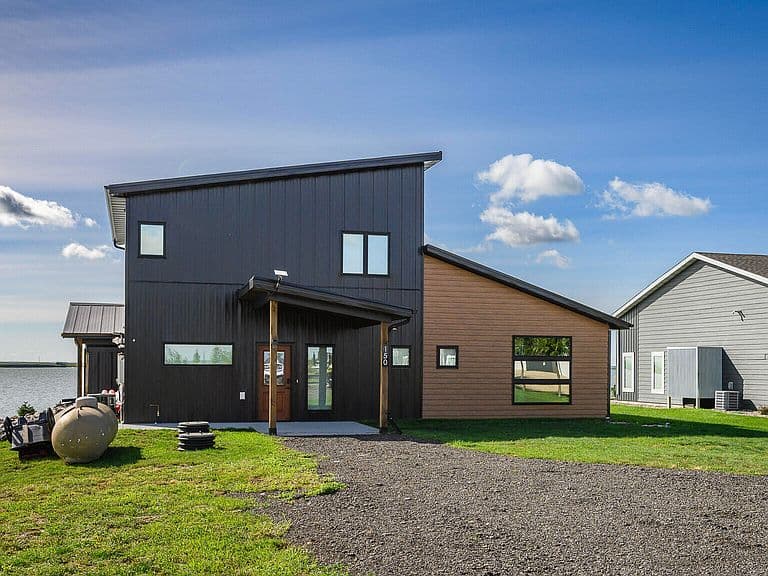 150 Prairie Sands Dr photo 3