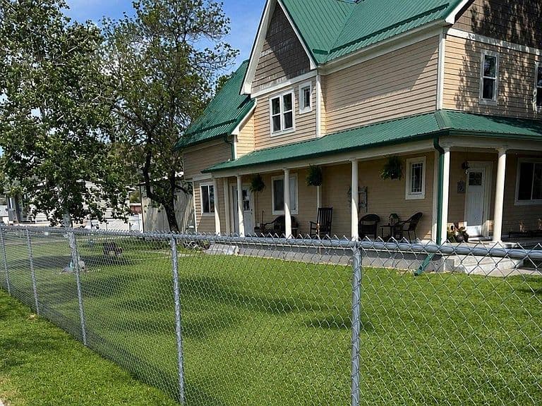 209 S 7th Ave photo 2