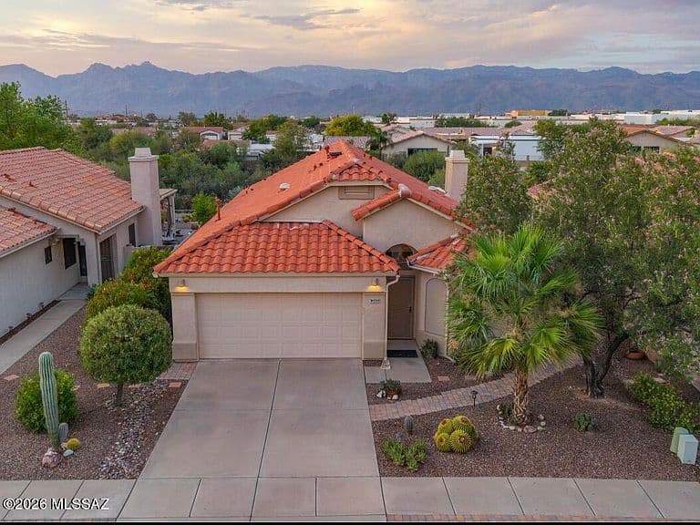 9535 E Briana Ln photo 1