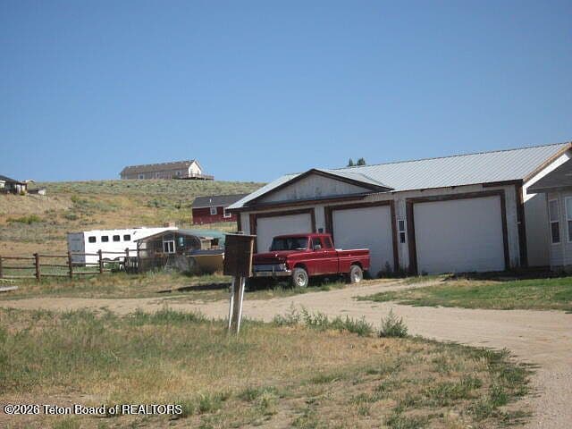 5 Shelley Rd photo 2