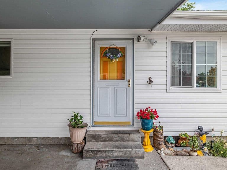2158 Sherry Ln photo 2