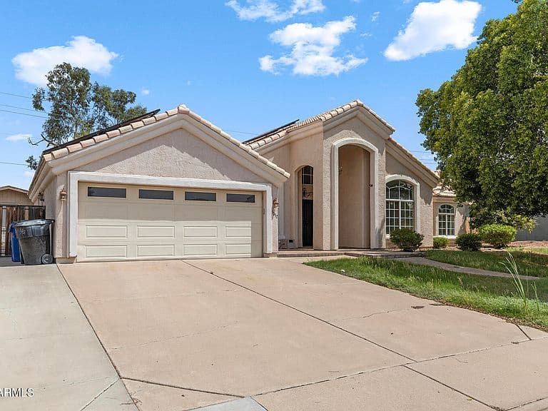 3052 E NORA Street photo 5