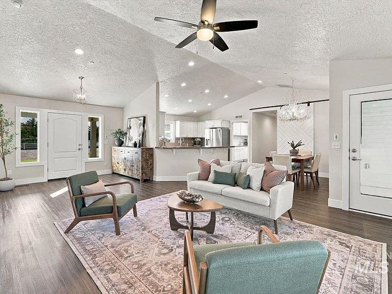 2557 N Sky View Ln photo 5