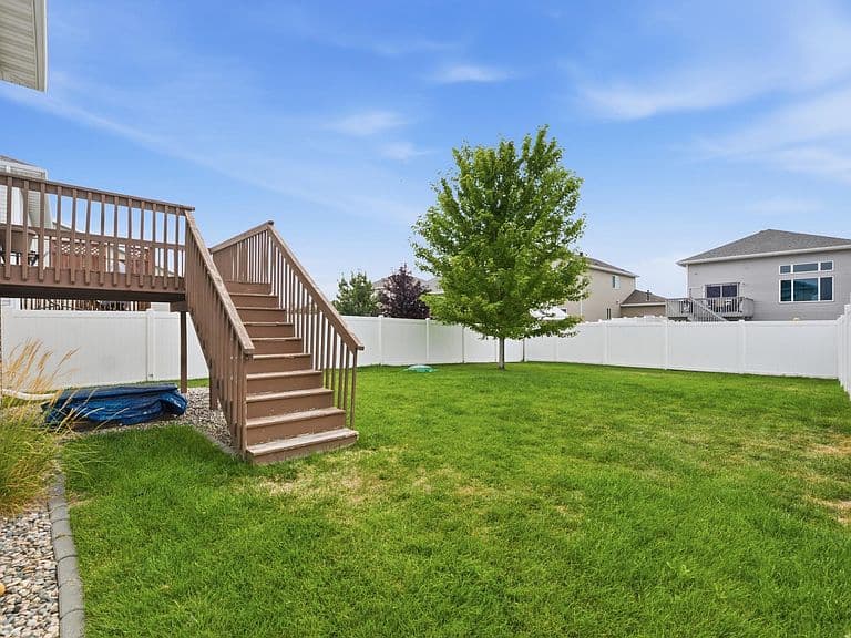 5444 Justice Dr S photo 4