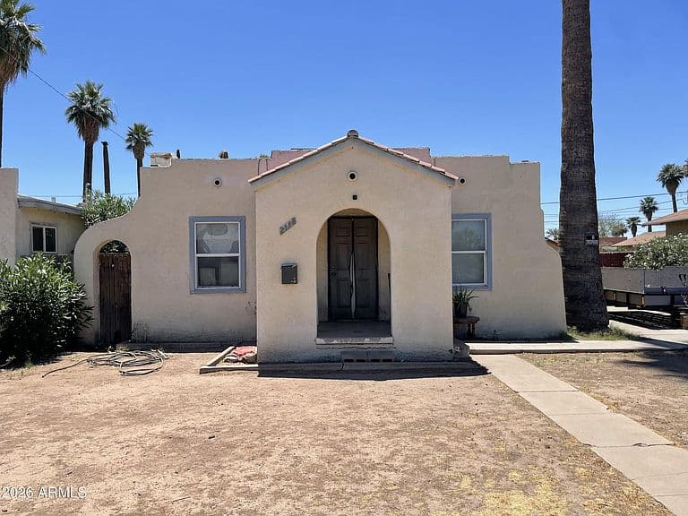 2113 W MONROE Street photo 2