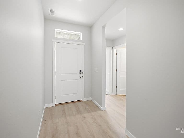 208 W 17th Ave photo 2