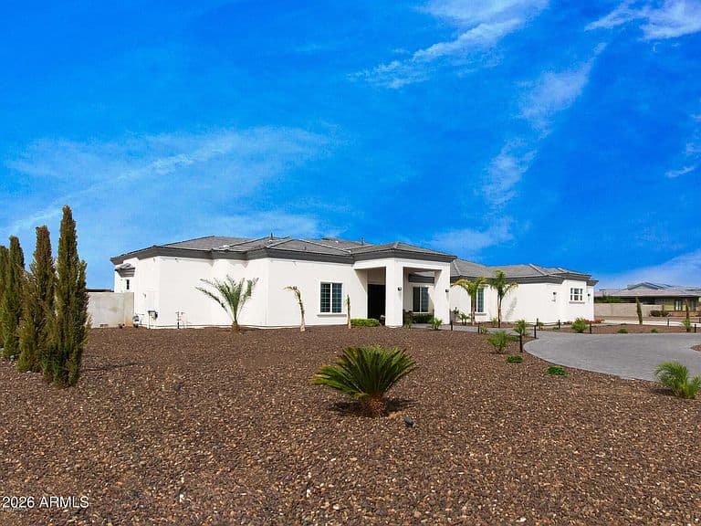 15904 W CINNABAR Court photo 3