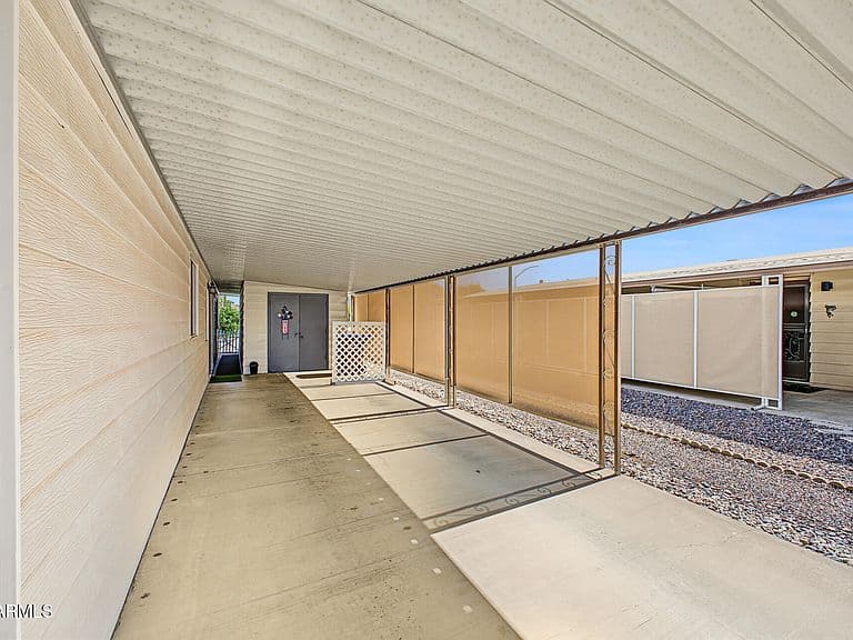 519 S 83RD Way photo 4