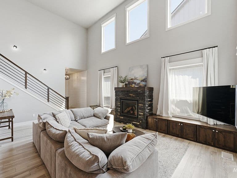 1315 N Big Star Pl photo 4