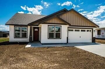 1428 Silverton Dr photo 1