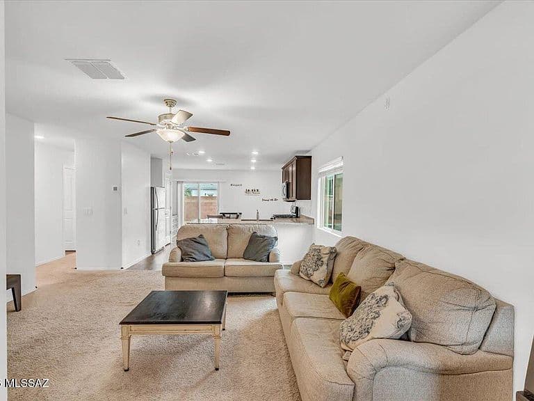 12827 N Peony Dr photo 5