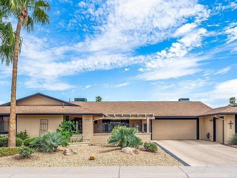 21419 N PALM DESERT Drive photo 3