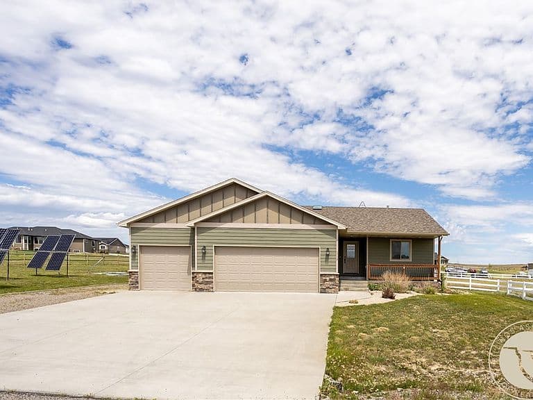 1713 Polo Ln photo 1