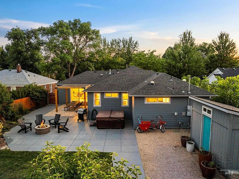 510 N Bacon Dr photo 3
