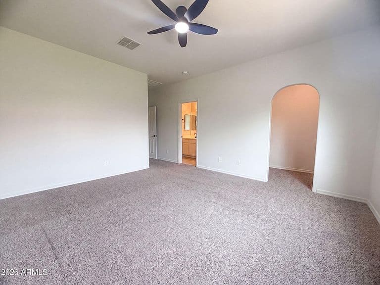 810 W WHISTLING THORN Avenue photo 4