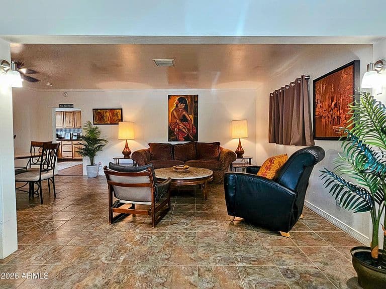 40 COCHISE Row photo 2