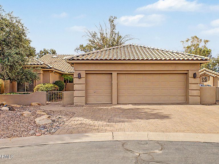 23602 S ROSECREST Drive photo 1