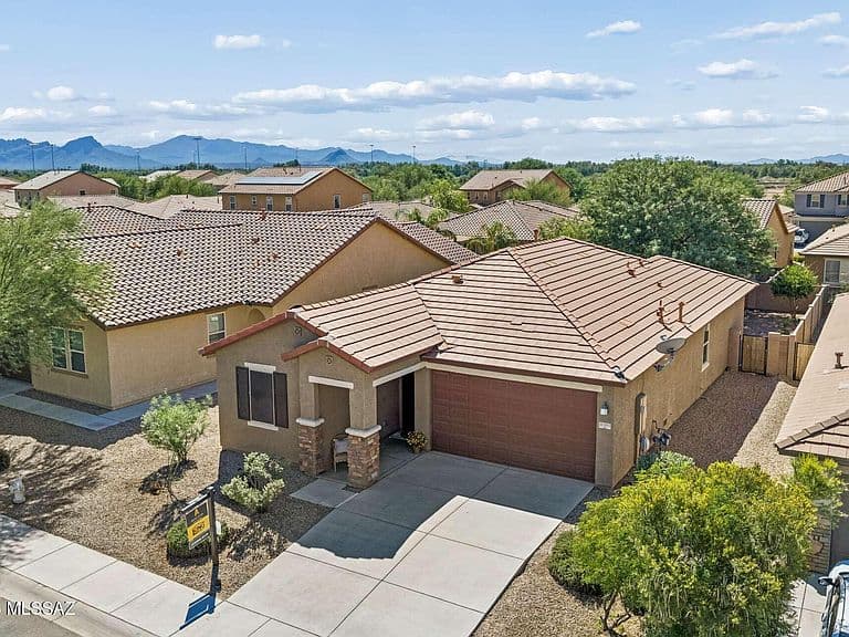 11595 W Boll Bloom Dr photo 2