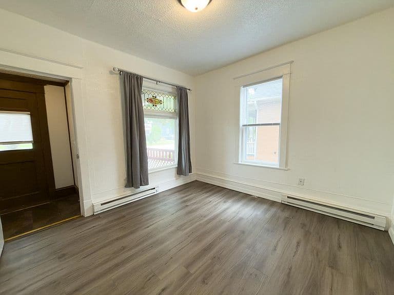 1346 1st Ave S photo 5