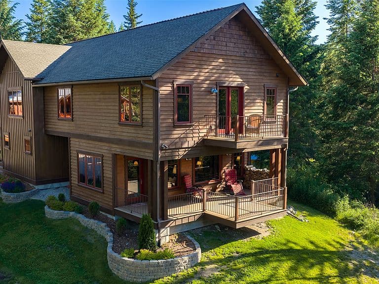 220 Cliff Creek Rd photo 3