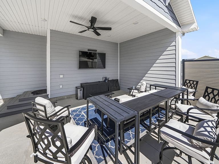 Hallwood (SOG) Plan, Peak View Estates | OLO Builders photo 4