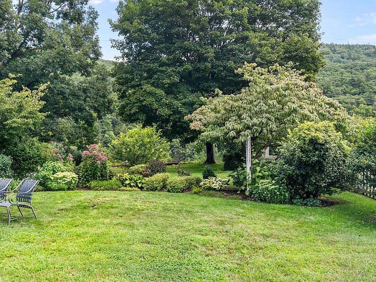 205 Wantastiquet Drive photo 3