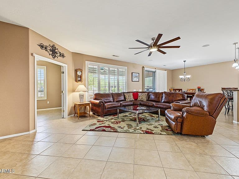 16442 W DESERT LILY Drive photo 4