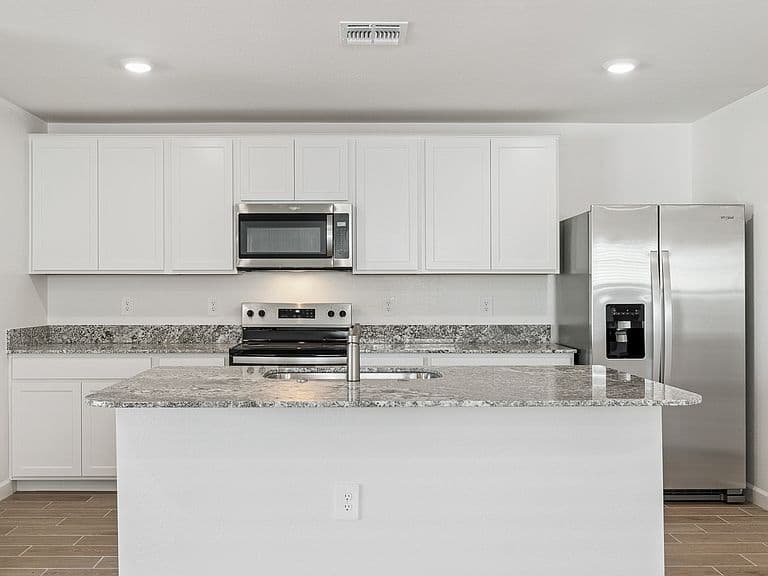 26087 W Nancy Ln photo 5