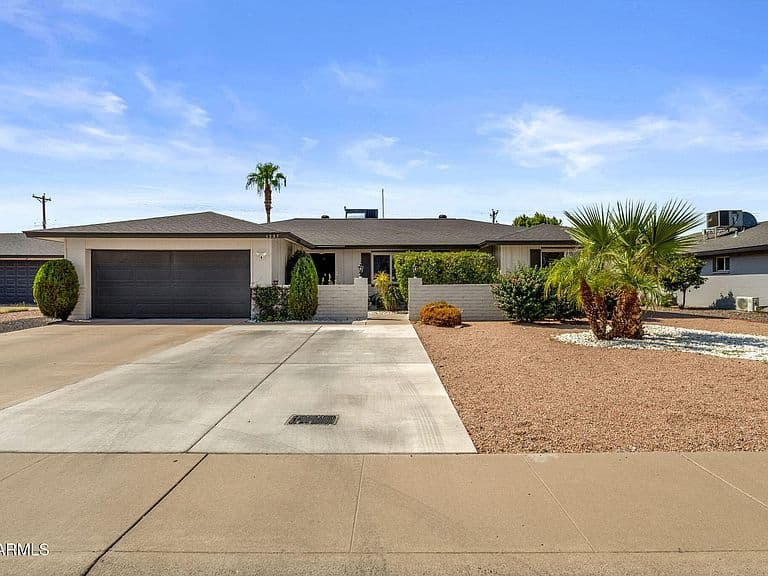 1237 E RIVIERA Drive photo 1
