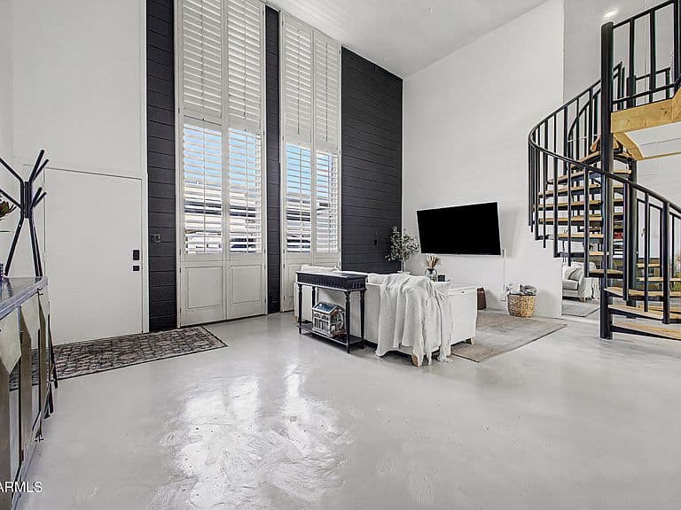 385 W PIERSON Street #E6 photo 1